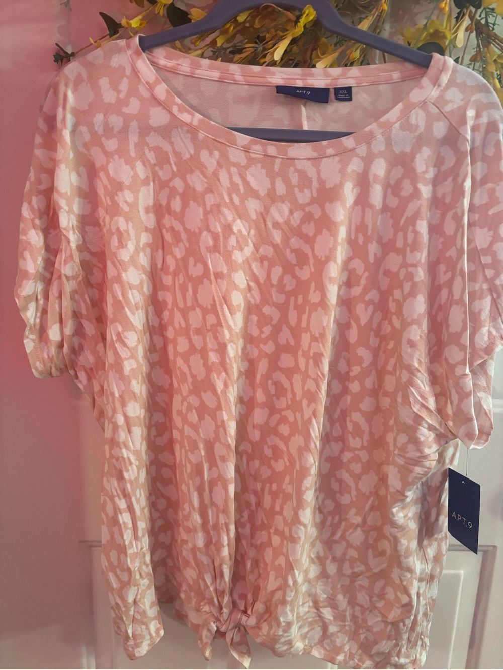 Apt. 9 Light Pink Leopard-Print Short Sleeve Tie-Hem Top